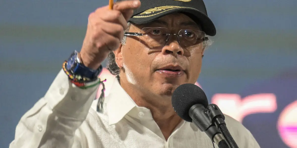 ‘Hay que salir de EE.UU. ya, porque lo acelera el problema de la lista Clinton’: presidente Petro sobre el Permian