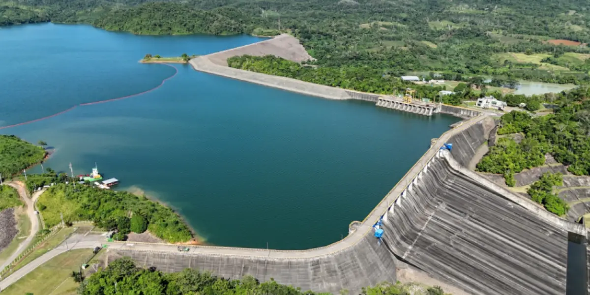 Riesgo de apagón en Colombia pese a altos niveles de embalses