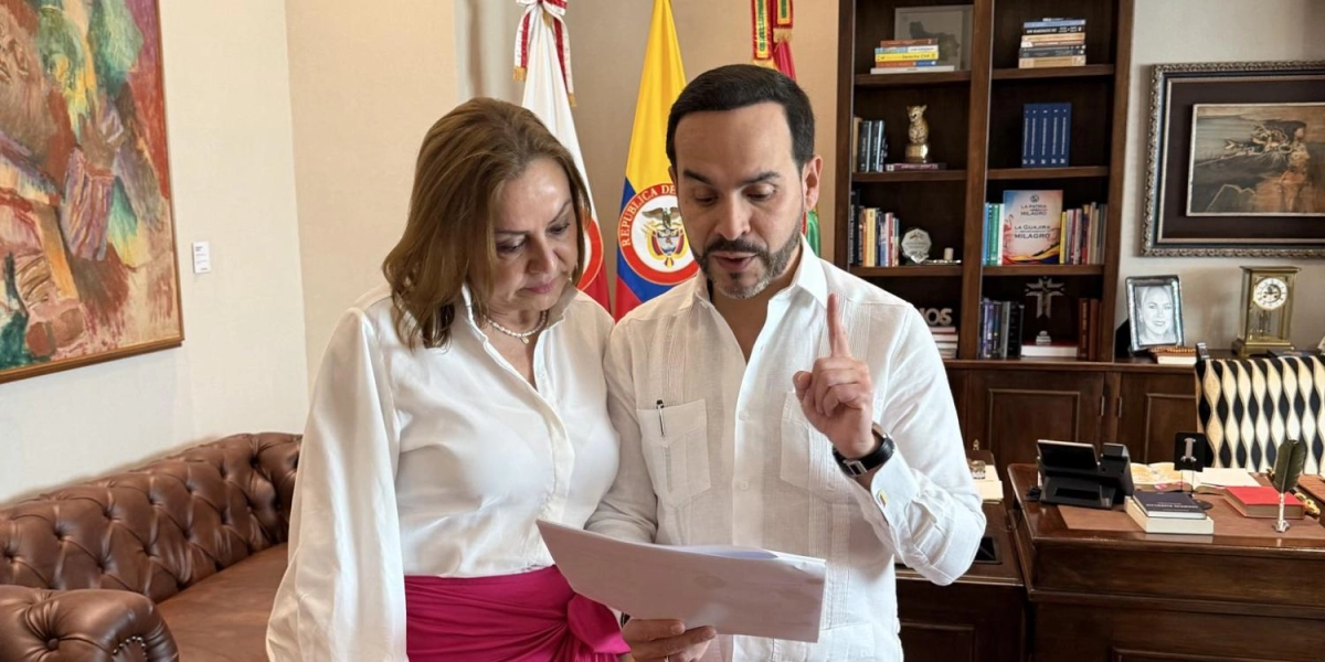 Ministra de Minas y Energía, María Nohemí Arboleda y el presidente de Colombia, Abelardo de la Espriella