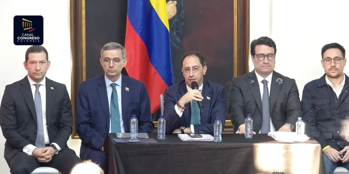 Photo: Portafolio.co De La Espriella Submits Economic Rescue Law to Congress