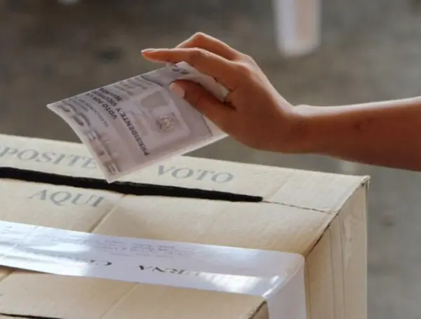 Iván Cepeda no alcanza la mayoría: los datos apuntan a una segunda vuelta en Colombia — image 4