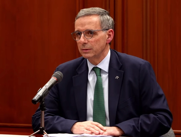 Minhacienda en la rueda de prensa del Banco de la República.