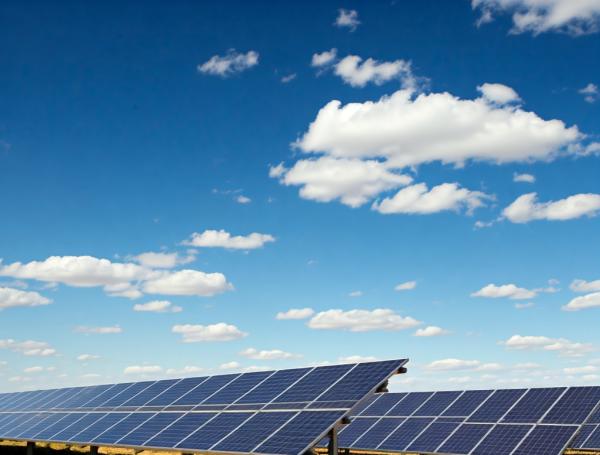 Este es el nuevo proyecto de mini granjas solares en Colombia