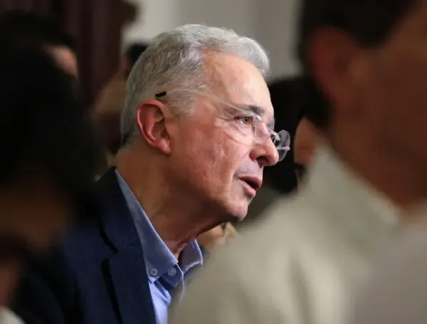 Expresidente Álvaro Uribe Vélez