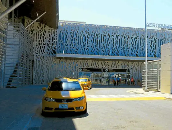 Aeropuerto Simón Bolívar, de Santa Marta.