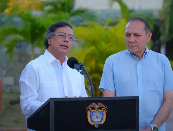 Gustavo Petro y Antonio Sanguino