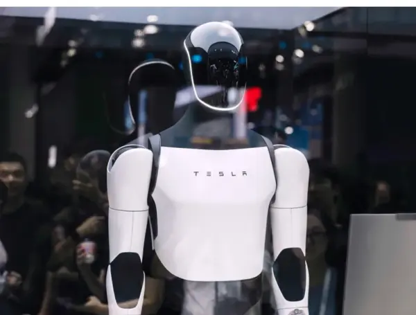 Optimus, robots humanoides de Tesla