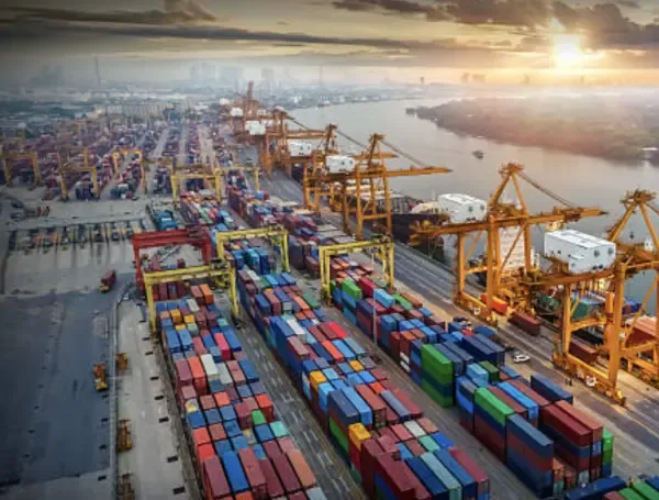 Exportaciones de Colombia a EE. UU. crecieron 3,7% y superaron US$14.800 millones en 2025