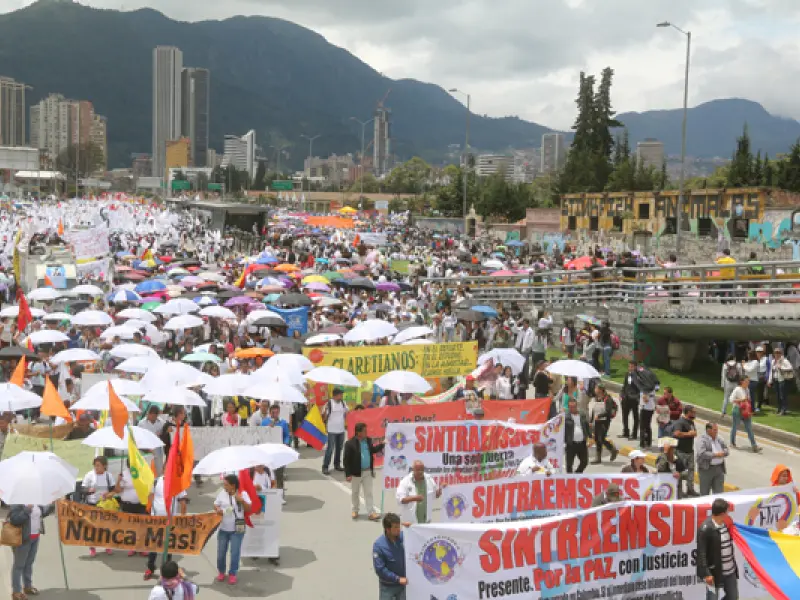 Galería/ Así se vive la Marcha por la Paz en el país