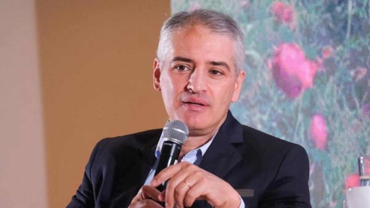 Rendón vuelve a buscar a Elon Musk: la propuesta para SpaceX en Antioquia que ya había hecho en mayo