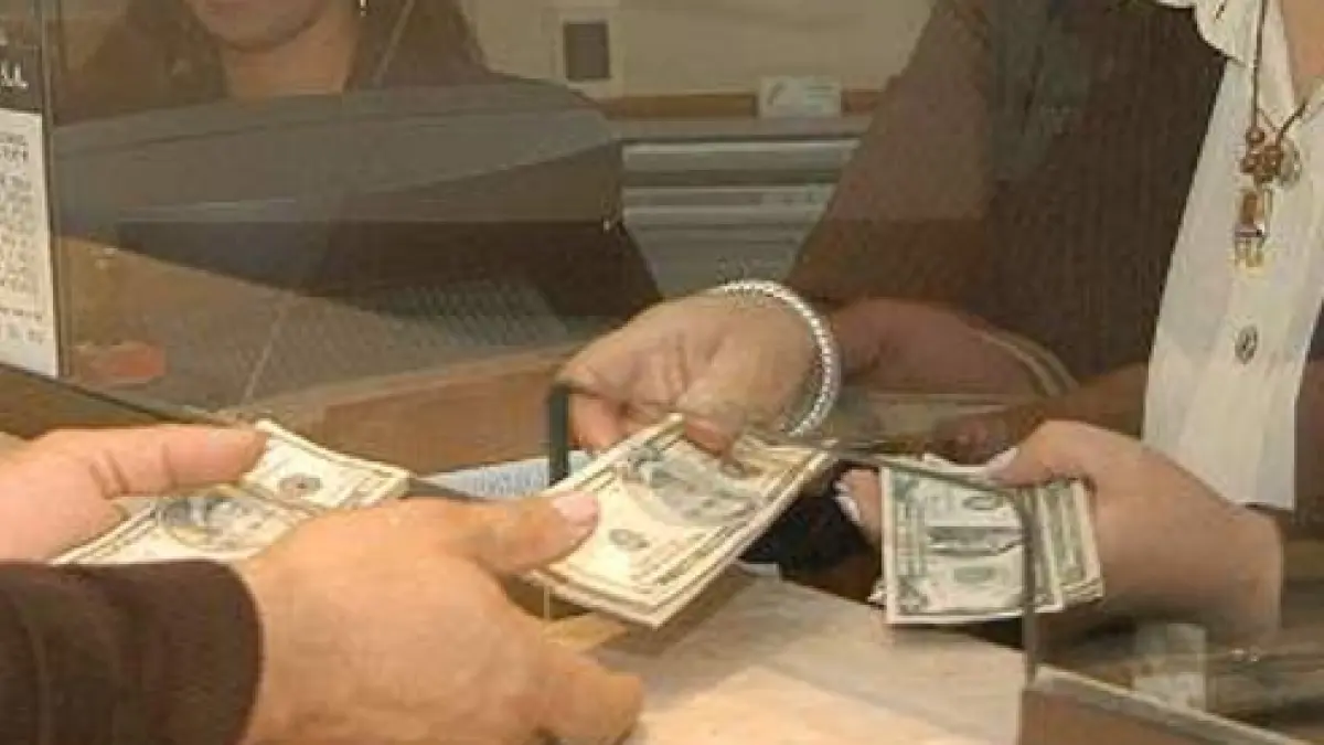 Cheap Dollar Price Affects Country's Income: 'Squeezes' Remittances