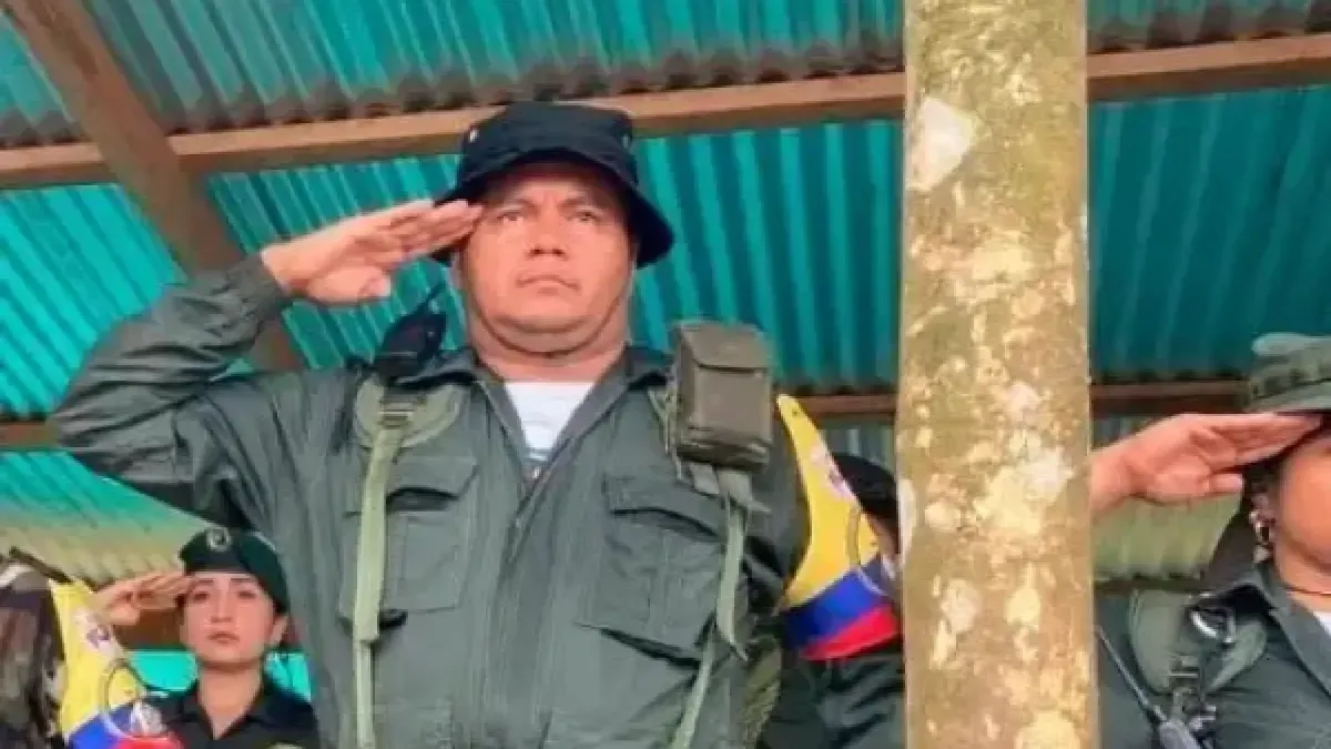 Fiscalía confirmó hallazgos en computadores de alias 'Calarcá': salen altos funcionarios y pruebas de infiltración

Los equipos contienen chats, correos electrónicos y documentos que comprometerían a distintos actores.

Detalles ⏬