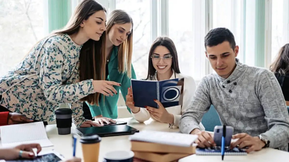 Educational system must respond to population aging and new training pathways