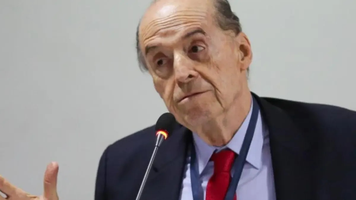 Álvaro Leyva acusa al presidente Petro de planear el desconocimiento de los resultados electorales