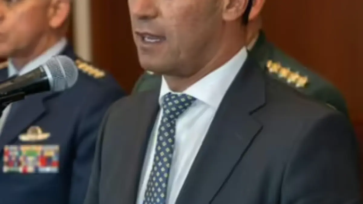Elecciones presidenciales: así será el plan de seguridad para proteger los puestos de votación

El Gobierno presentó el Plan Democracia con presencia de Fuerzas Militares y Policía en zonas de riesgo.

Detalles ⬇️