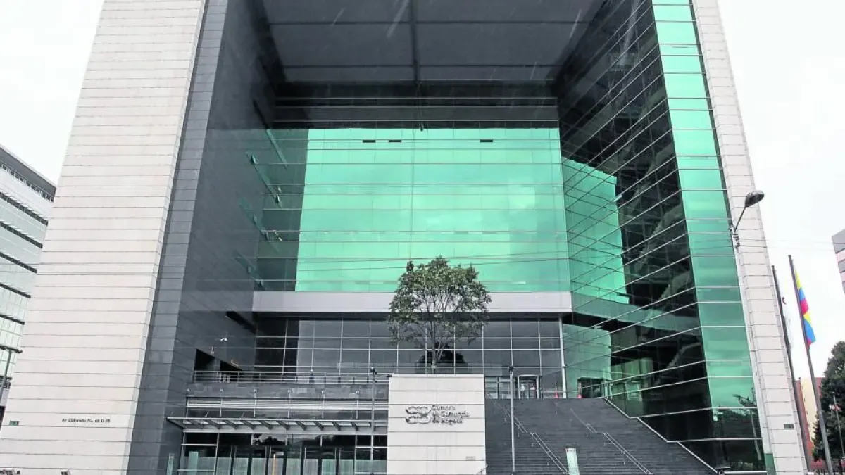 Gobierno renovó sus cuatro puestos en la Cámara de Comercio de Bogotá de cara a la elección de un nuevo presidente