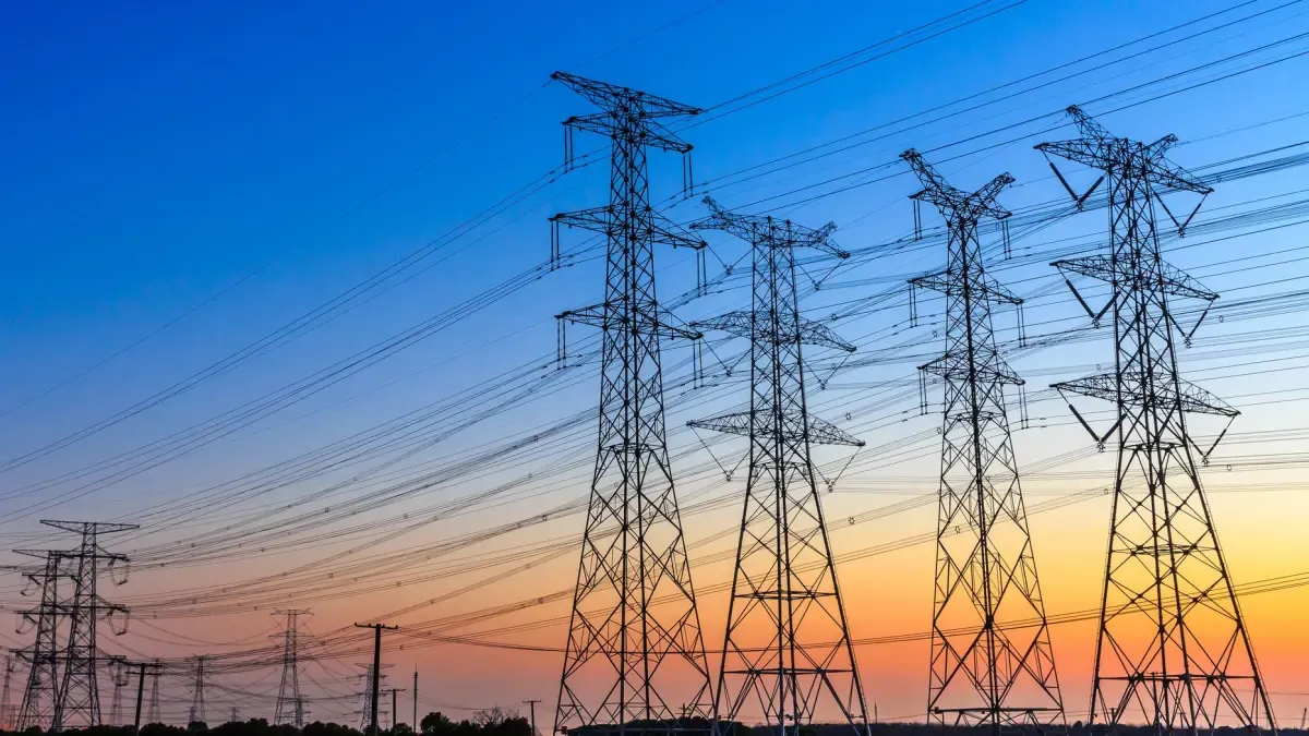 Tras subasta, 15 plantas nuevas pondrán sólo 8,41% de la energía firme para el período 2029-2030

De la nueva capacidad, el 55,94% corresponde a un proyecto térmico sobre el que hay serias dudas.

Consulte el artículo completo acá