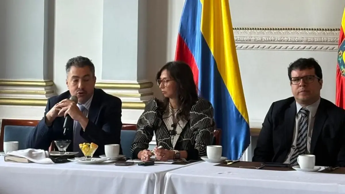 Distrito iniciará etapa de exploración del mercado ante posible enajenación accionaria del 9,4% del GEB