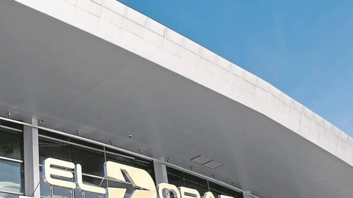 Ampliación de llegadas internacionales en El Dorado (@BOG_ELDORADO) agiliza migración con 61 módulos y nueva infraestructura

La modernización aumenta capacidad en un 33% y mejora la atención con controles manuales y biométricos.

Detalles ⬇️