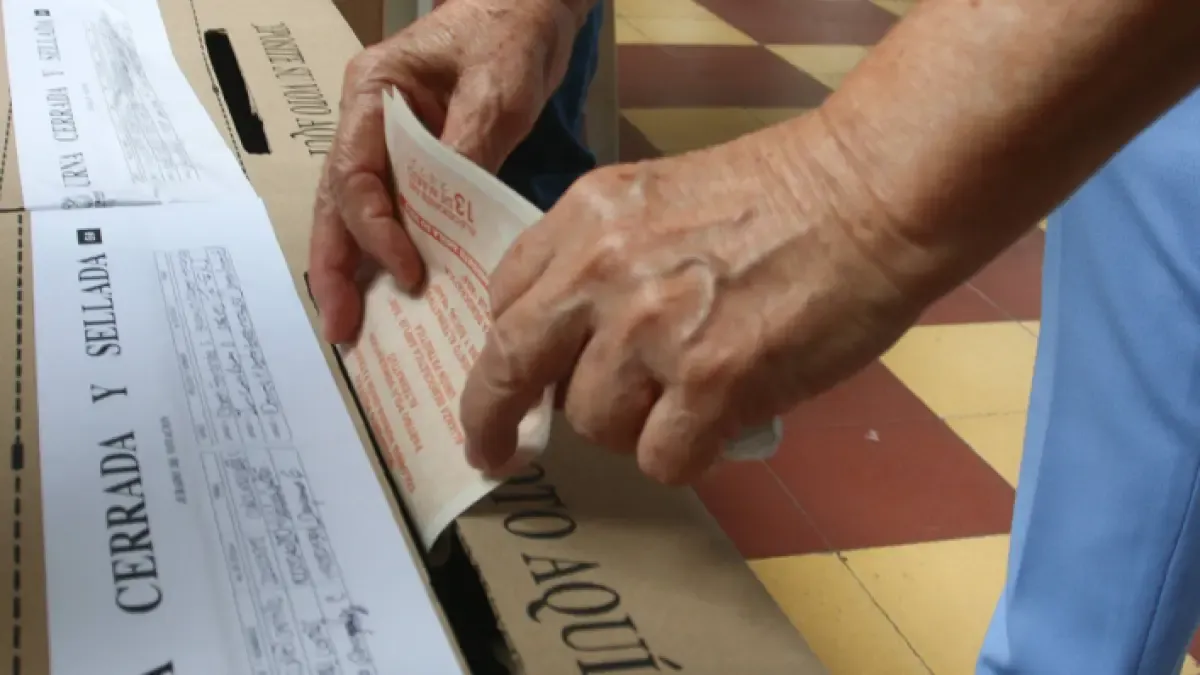 ¿Qué es el tracking electoral y por qué está generando revuelo en Colombia?

La polémica por AtlasIntel abrió el debate sobre cómo funcionan estas mediciones en campañas políticas.

Detalles ⬇️
