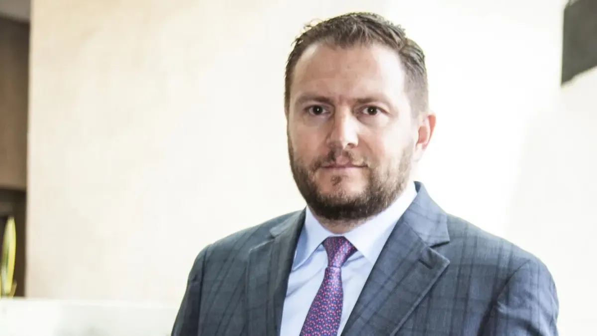 Contenido patrocinado: GRUPO EULEN

Facility Management: la clave de la productividad empresarial. 

Carlos Quintero, gerente de EULEN Colombia, afirma que la gestión integral optimiza recursos y reduce costos.

Detalles. ⬇