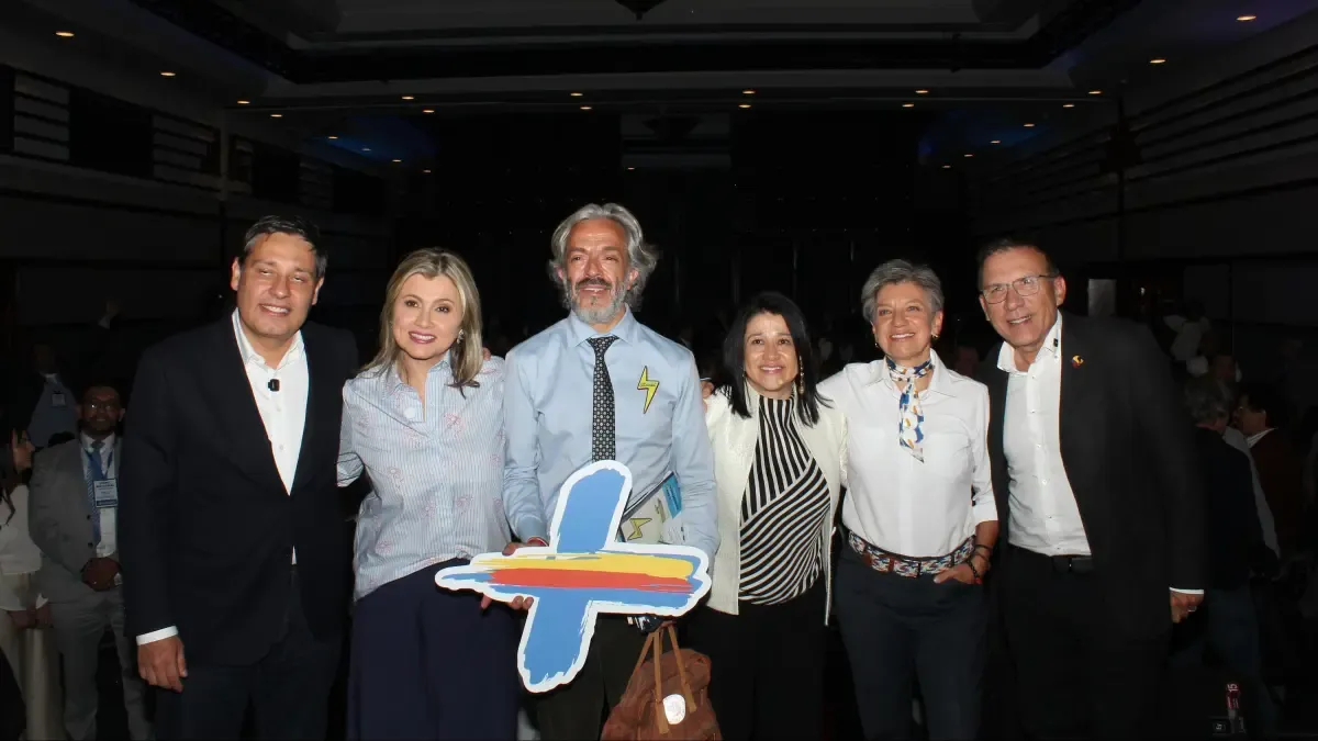 Droguerías independientes entran al centro del debate como clave para resolver crisis de acceso a medicamentos

Candidatos coinciden en integrar a estos actores para garantizar acceso oportuno a tratamientos.

Detalles ⬇️