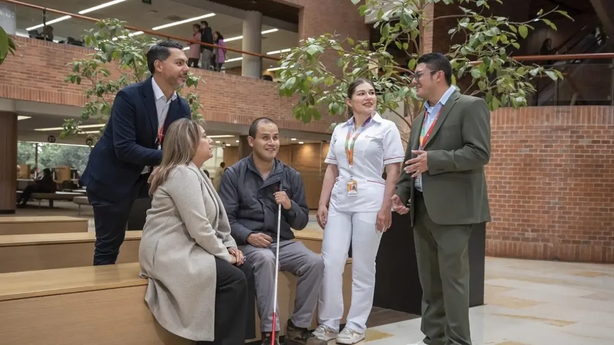 Aliados El Tiempo: El 80 % de empresas colombianas cuentan con una estrategia DEI

Descubra por qué es clave promover entornos laborales más inclusivos (@Compensar_info).

Detalles ⬇️