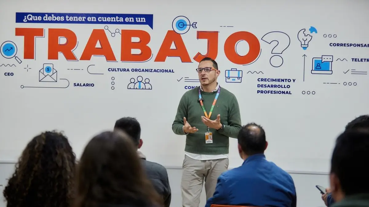 La Agencia de Empleo de Compensar (@Compensar_info) cumple 13 años impulsando el empleo y la productividad

Desde su creación, ha ayudado a más de 552 mil personas a ubicarse laboralmente

Haga clic para más detalles ➡️
