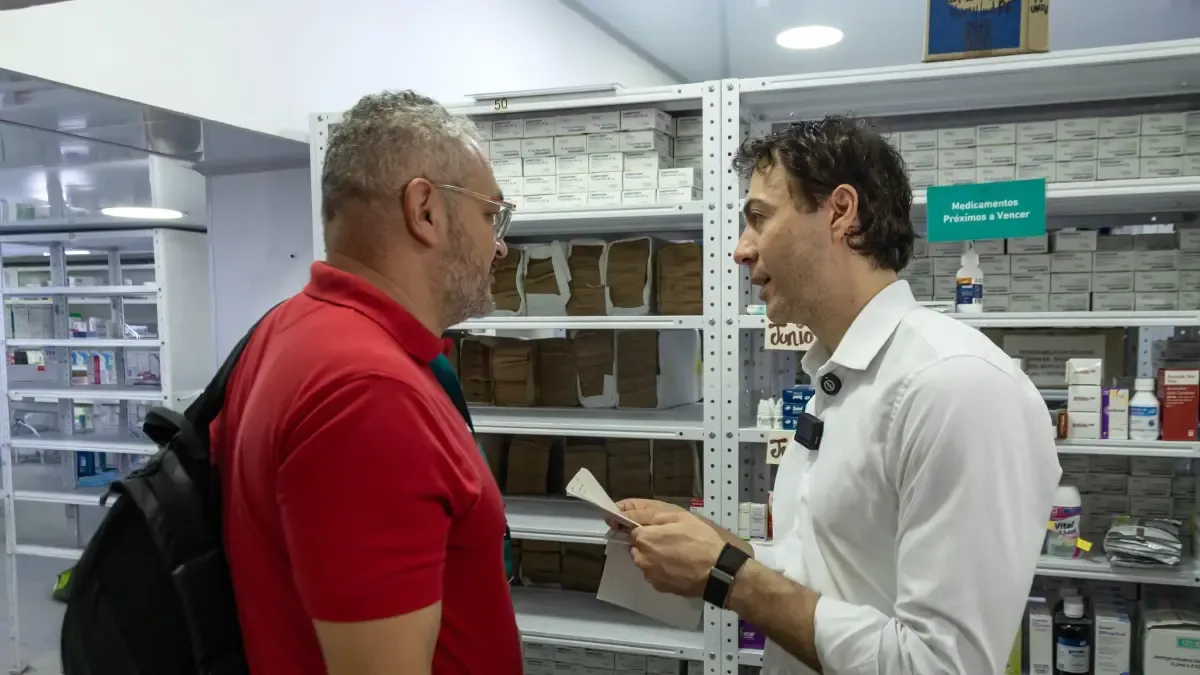 Supersalud (@Supersalud) activa “Plan 100” con visitas sorpresa para frenar posible acaparamiento de medicamentos

La entidad verificará la entrega real de medicinas y advierte sanciones por negar tratamientos.

Detalles ⬇️