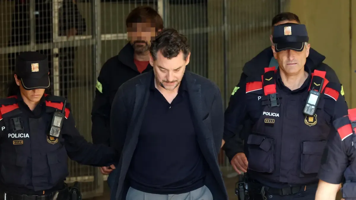 Hijo del fundador de Mango deja cargos en la empresa en medio de investigación judicial

El directivo dijo que necesita concentrar toda su energía en demostrar su inocencia.

Detalles⬇️
