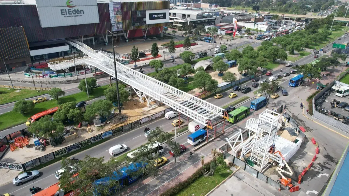 El Edén Centro Comercial impulsa tráfico y ventas mientras avanza puente peatonal sobre la Boyacá