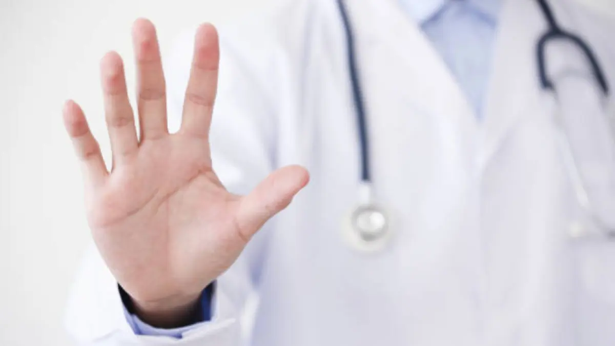 Exministros cuestionan al Ministerio de Salud y afirman que advertir riesgos no constituye desinformación