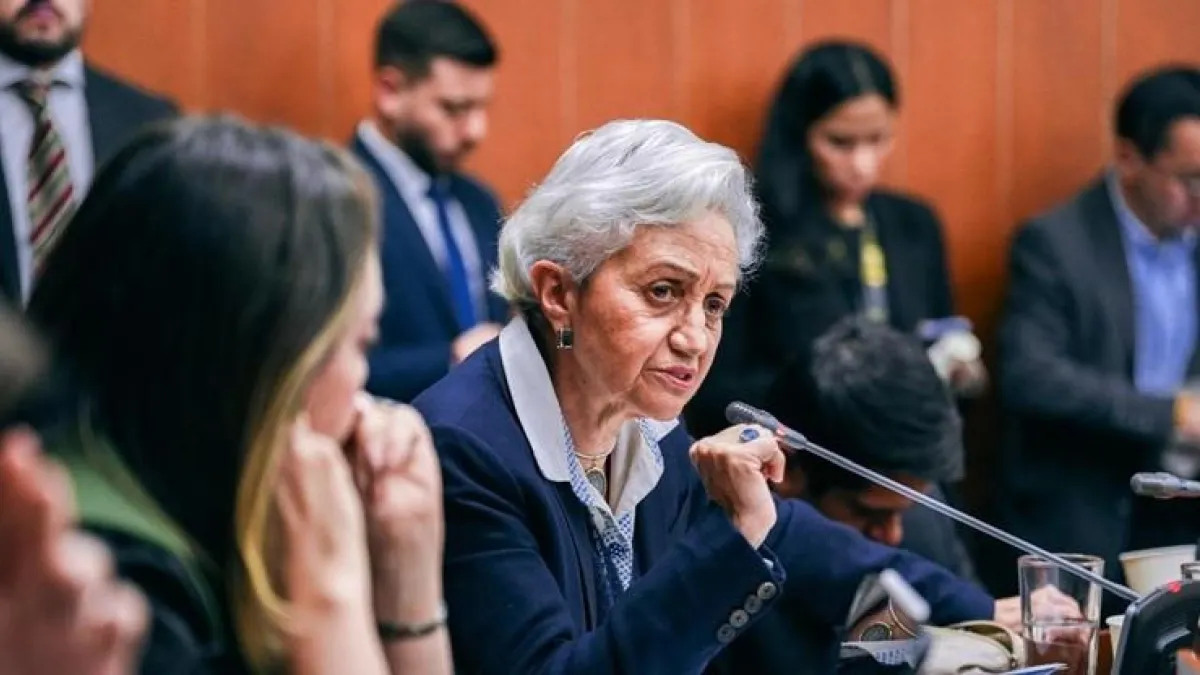 ‘Una crónica del desastre’: hueco de ,198 billones en el fondo de los maestros, Mineducación pide prioridad