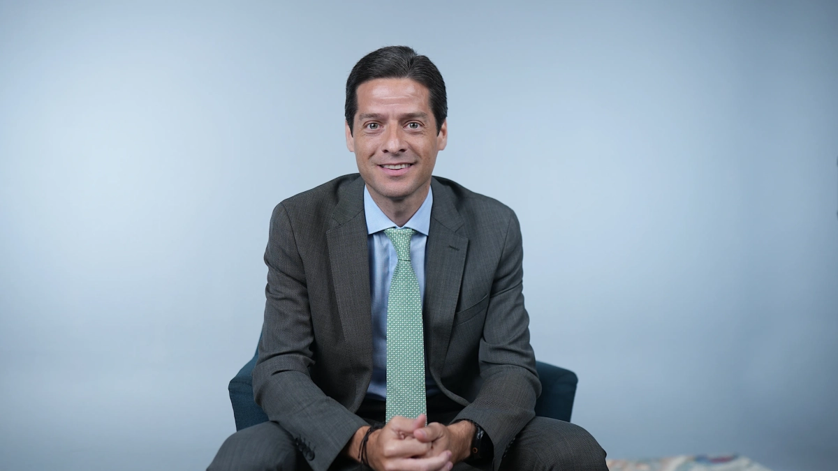 Ministro de Comercio propone revisar el pago de IVA a compras por Temu, Shein y Amazon: 'Hay que nivelar la cancha'