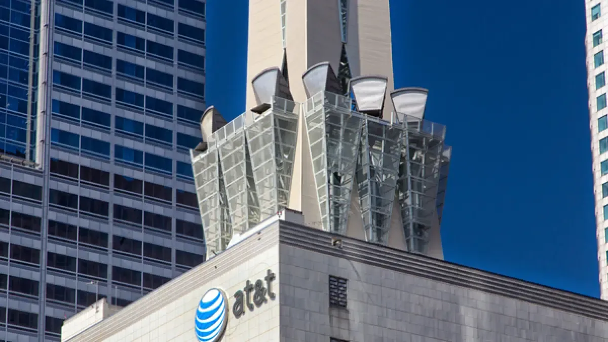 AT&T activa 'torre celular en el cielo' en Puerto Rico