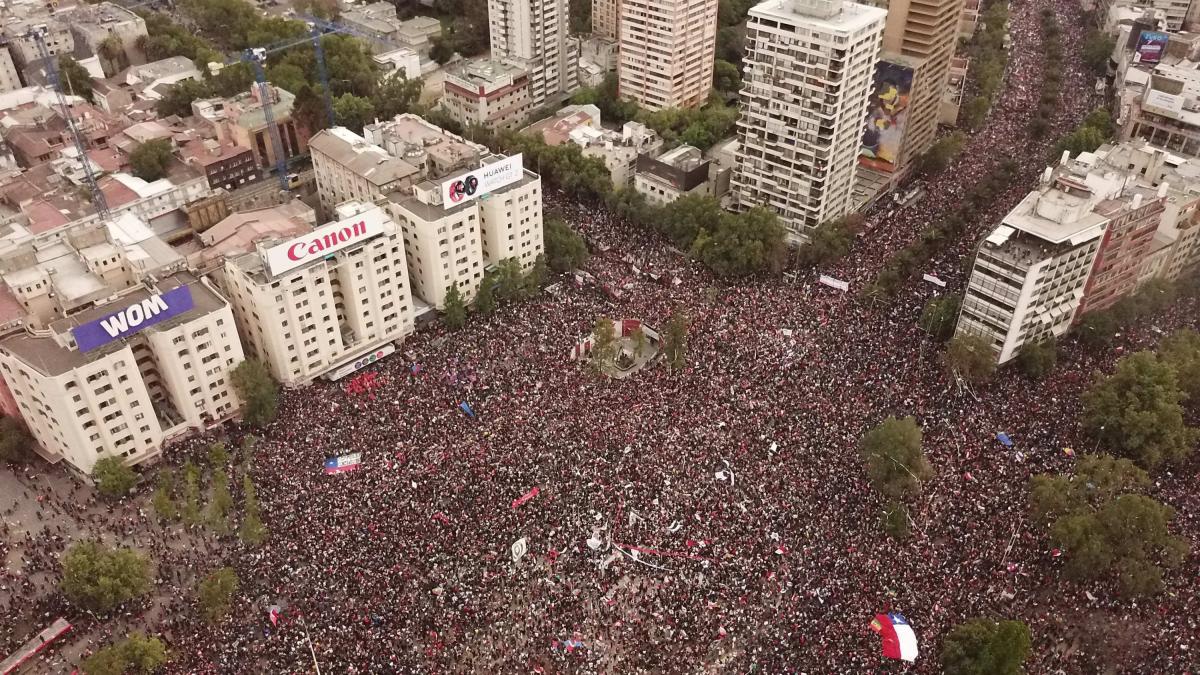Arrepentimiento de Piñera no calmó la protesta social en Chile