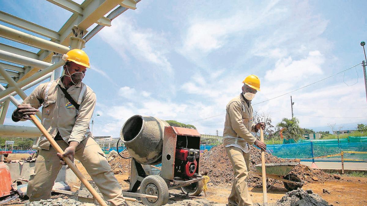 Construcción de la nueva malla vial del Valle tiene ocho interesaros