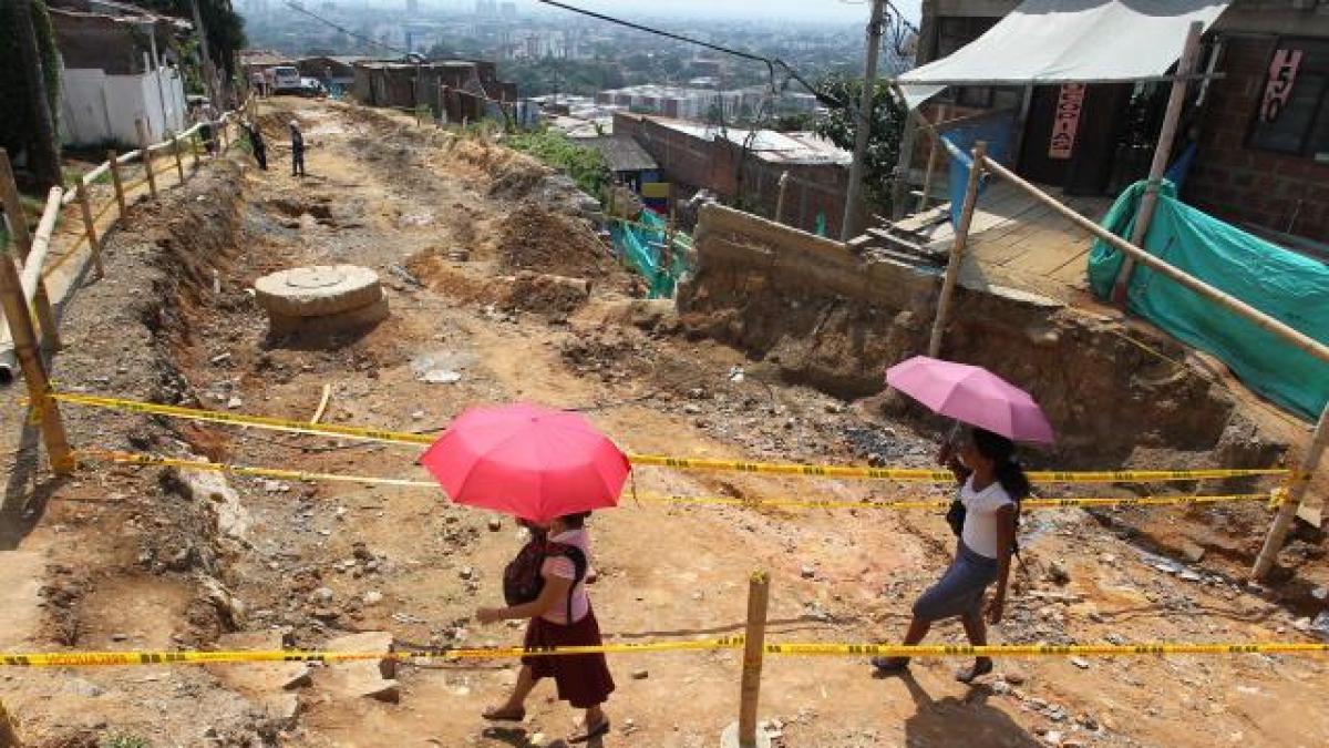 Covid llevó a 100 millones de personas a pobreza extrema, dice el BM