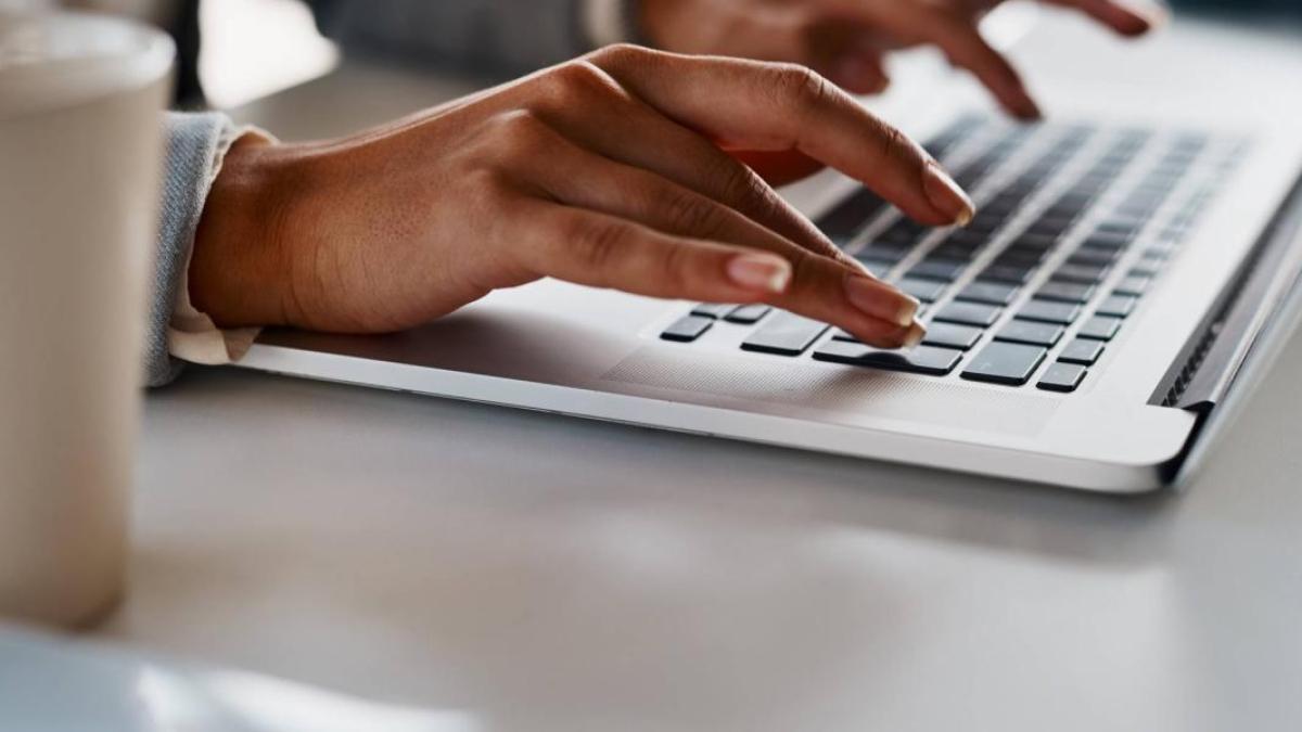 Se lanza nuevo sitio web en inglés para extranjeros interesados en el mercado de capitales