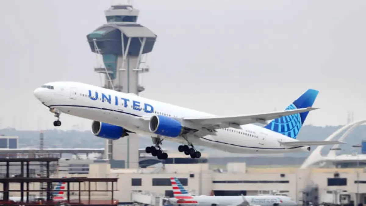 Is a merger between American Airlines and United brewing? Rumors swirl about a possible alliance proposal