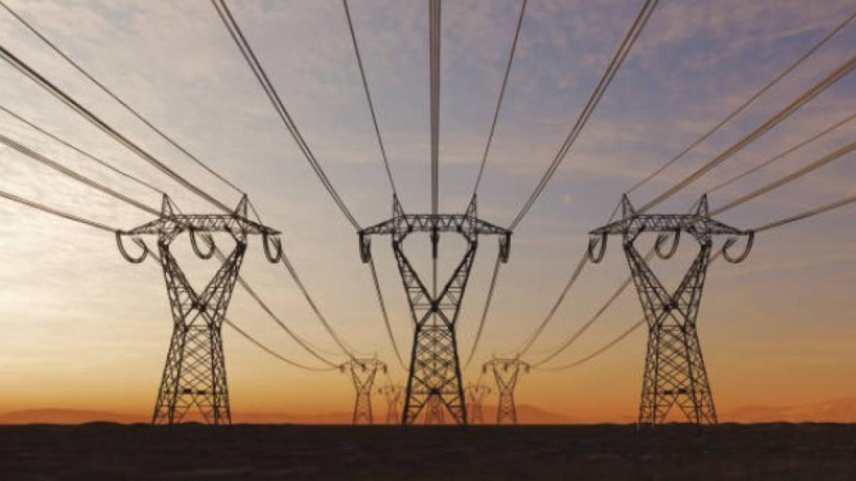 Fitch Ratings rebajó las calificaciones de siete empresas del sector energético colombiano