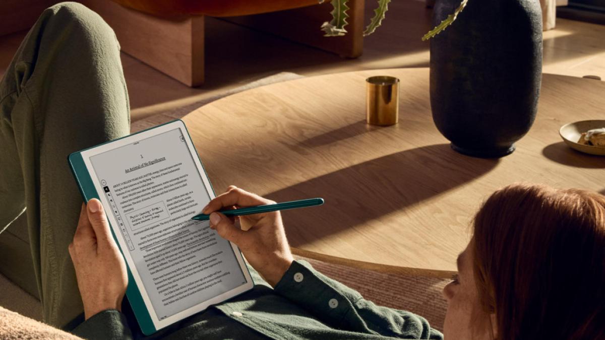 Amazon presenta nuevo Kindle Scribe, con IA que hace resúmenes y mejora ...