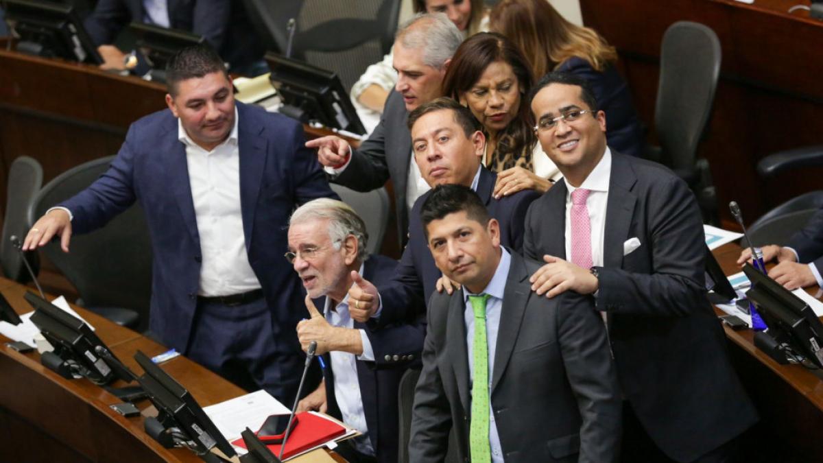 Se suspende debate de reforma del SGP en Senado debido a falta de quorum