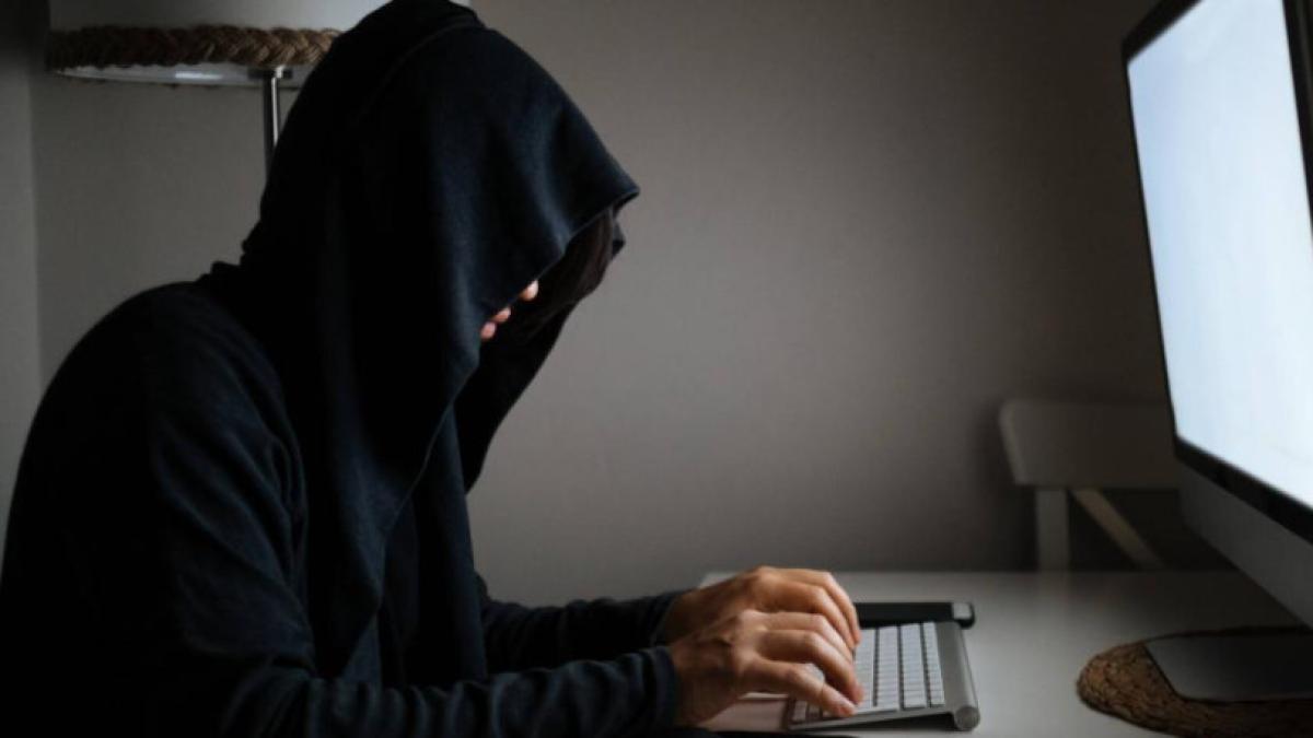 Cómo una nueva estafa vacía tus cuentas bancarias con solo un clic en ...