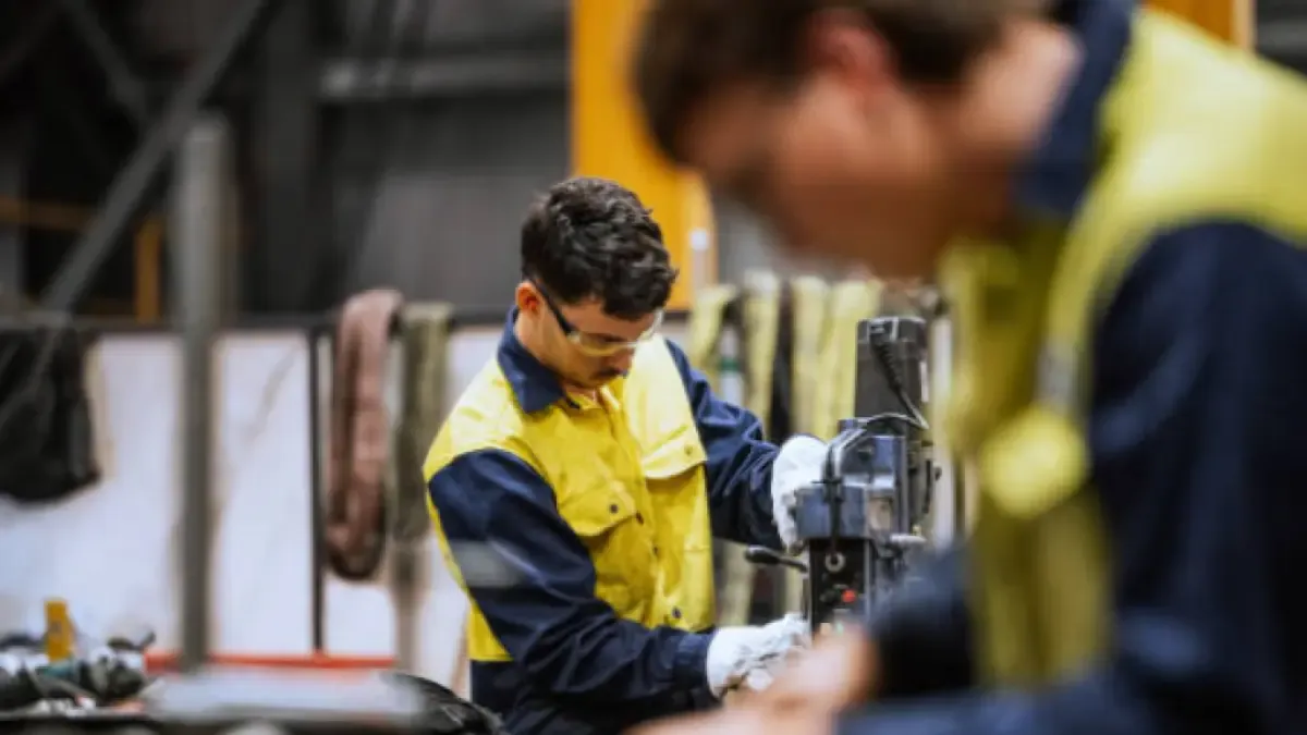 Ecos por alza del mínimo resuenan en primera quincena de 2026: 5 actividades con mayor riesgo de pérdida de empleos