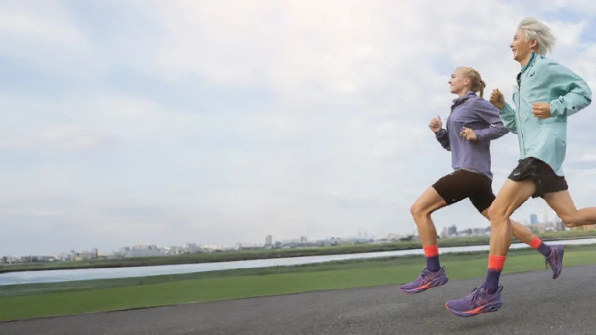 Marca de calzado japonesa acelera su expansión en Colombia con nueva tienda en Bogotá ante el auge del running

Asics suma su tienda 11 en Colombia. Además, entregó recomendaciones de cómo prepararse para un maratón.

Detalles ⬇️