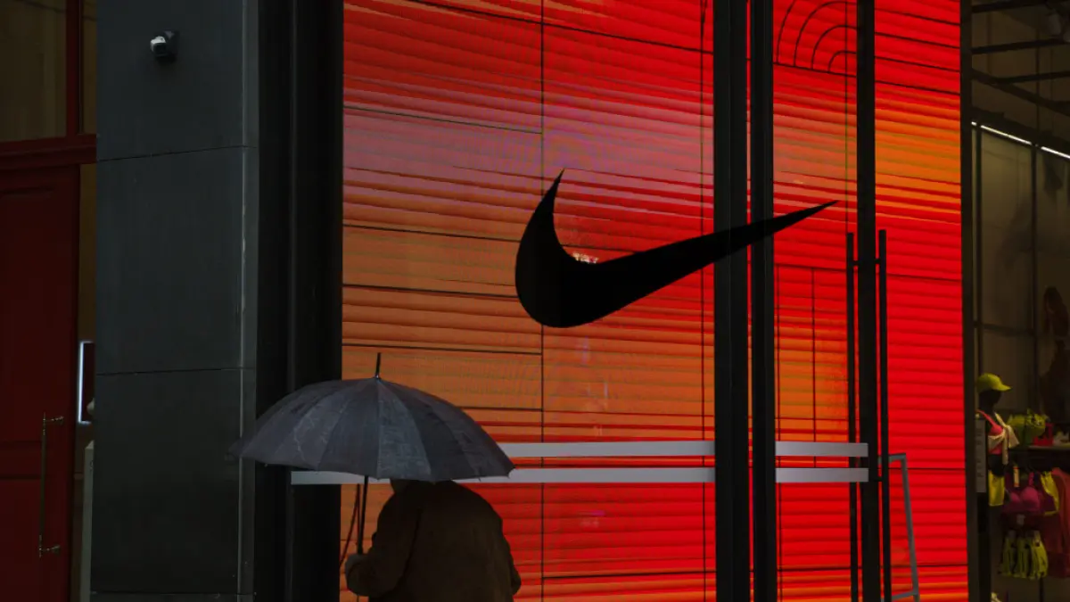 Nike planea 775 despidos en centros de distribución de Estados Unidos al acelerar automatización
