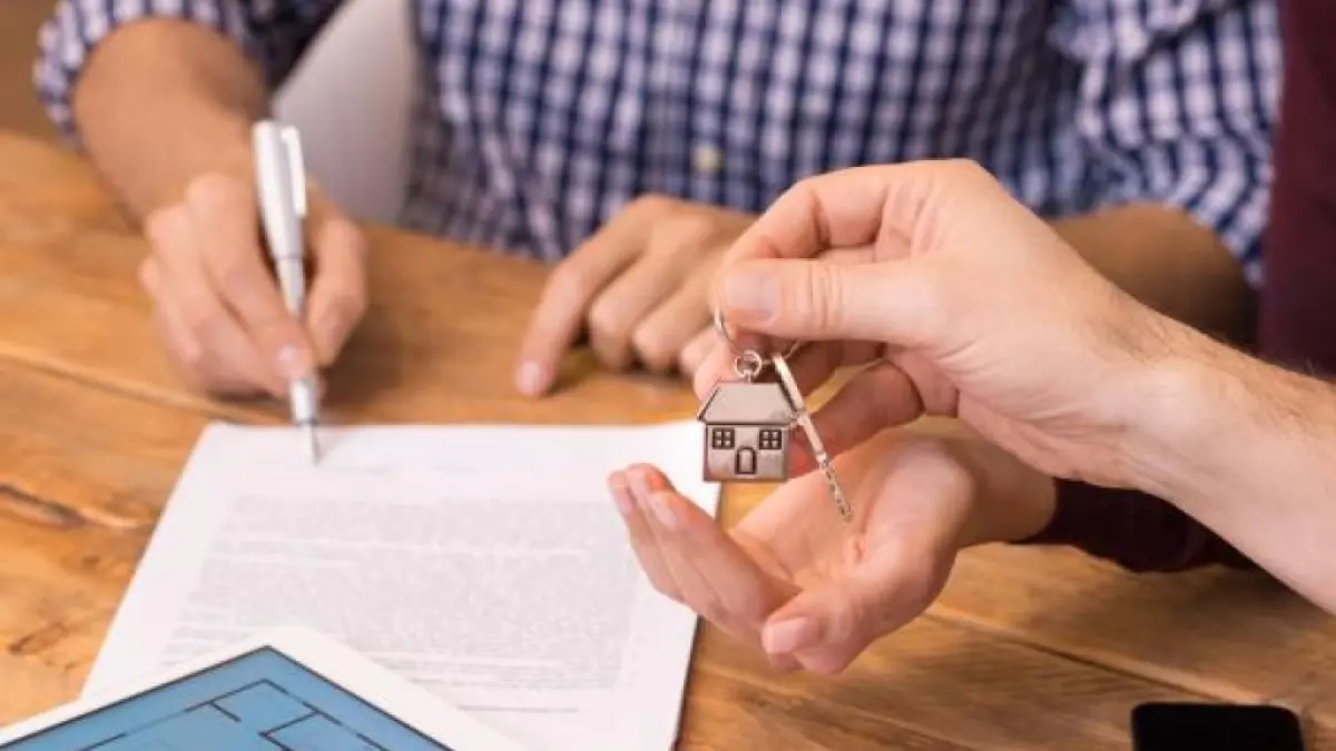 Casas, apartamentos y lotes desde 80 millones son puestos en venta en la Dian: vea como puede participar

Esta iniciativa incluye una variedad de activos que abarcan desde casas y apartamentos hasta lotes y locales.

Detalles⬇️