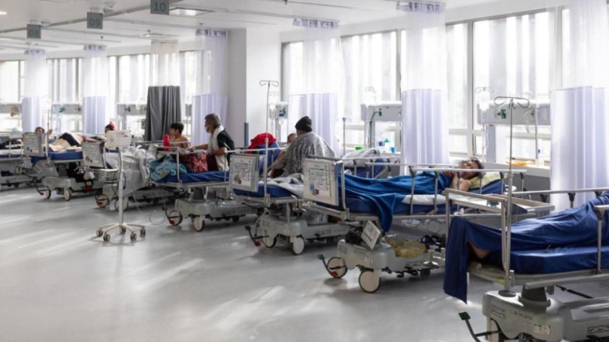 “Shu shu shu” de Petro en la salud le pasa factura a dos clínicas que suspenden sedes y servicios críticos

Liga Contra el Cáncer y Medical anunciaron paros en varios de sus servicios por problemas con falta de pagos.

Detalles ⬇️