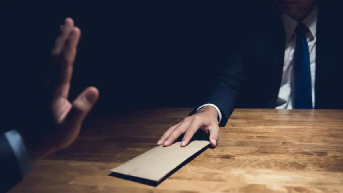 Lack of enforcement in anti-corruption laws hits competitiveness and curbs foreign capital